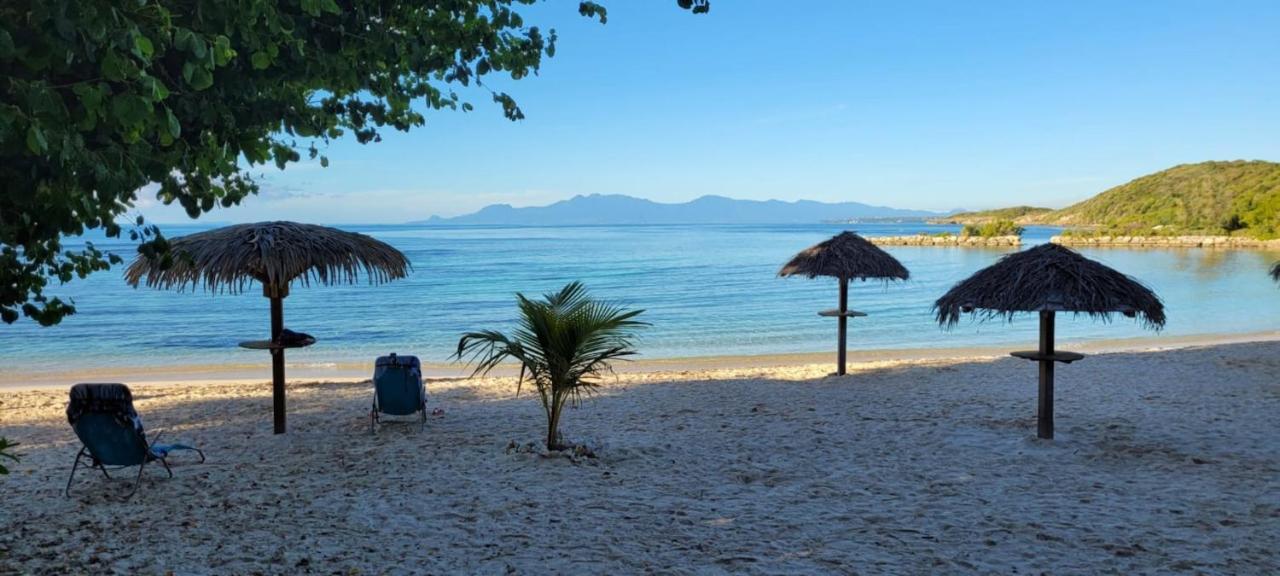 Kaz Lorike - Vue Mer & Piscine Exceptionnelle - Anse Des Rochers Saint-Francois  Luaran gambar